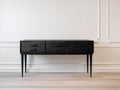Mueble recibidor de madera manufacturada 140 x 40 x 80 cm - Negro - Seis cajones y patas altas